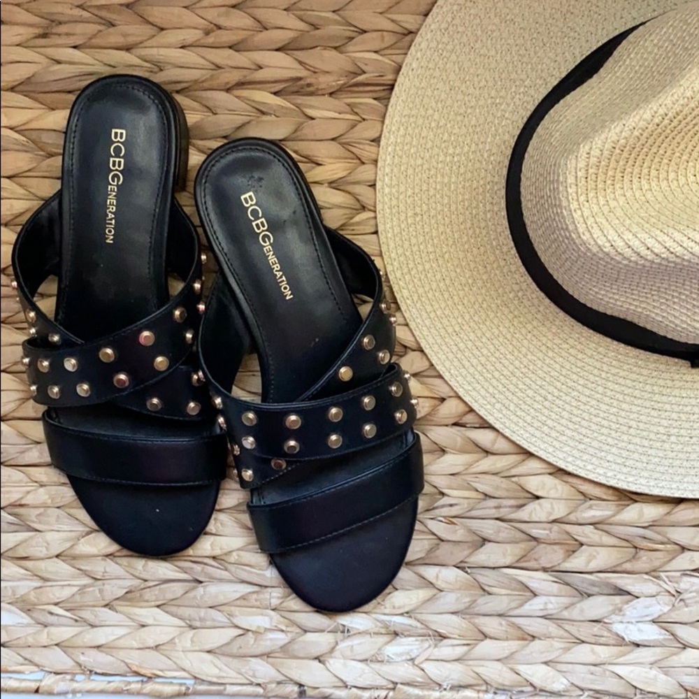 ⚠️DONATED⚠️BCBGENERATION Black Studded Sandals